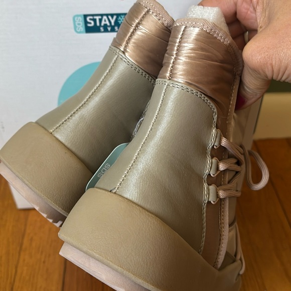 New women Sz 8M blush Baretraps metallic strings round toes cute casual booties - Picture 6 of 11